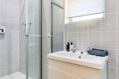 🌊 Callisto Camps Bay | Luxury 5 Bedroom Villa, Camps Bay, Cape Town