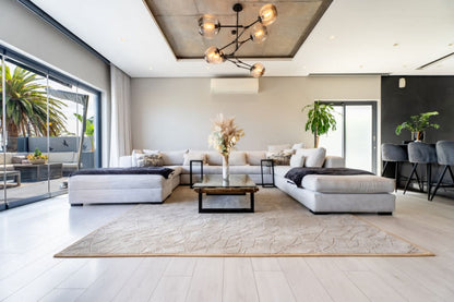 🌊 Oasis on Joubert | Luxury 4 Bedroom Villa, Green Point, Cape Town