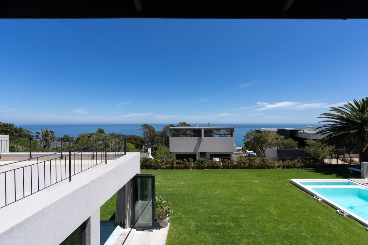 🌊 Cape Emirates | Luxury 5 Bedroom Villa, Camps Bay, Cape Town