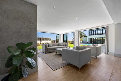 🌊 Cape Emirates | Luxury 5 Bedroom Villa, Camps Bay, Cape Town