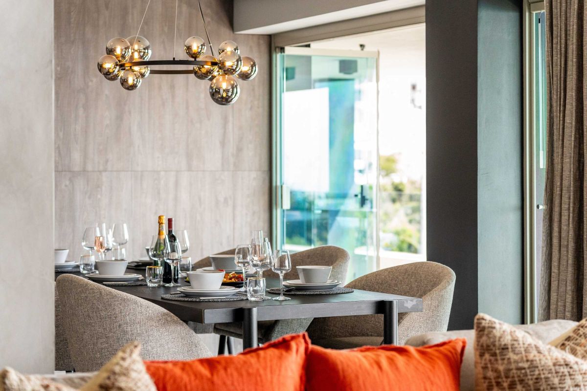 🌊 Amashe Luxe Apartment | Luxury 3-Bedroom Apartment, Bakoven, Camps Bay