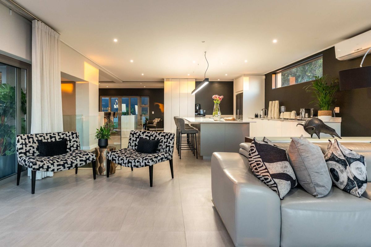 🌊 Ottawa Grand | Luxury 10 Bedroom Villa, Camps Bay, Cape Town