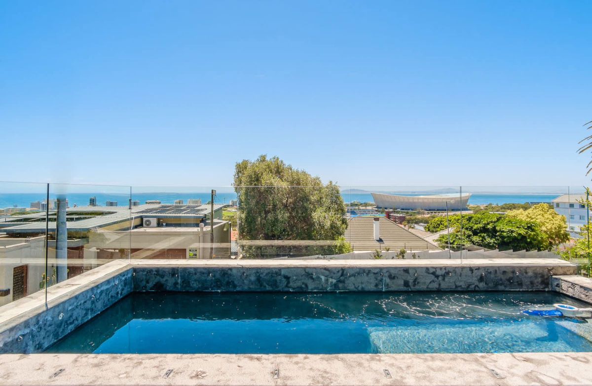 🌊 Oasis on Joubert | Luxury 4 Bedroom Villa, Green Point, Cape Town
