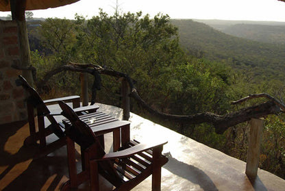 🌿 Luxury Chalet – Umzolozolo Private Safari Lodge 🌿