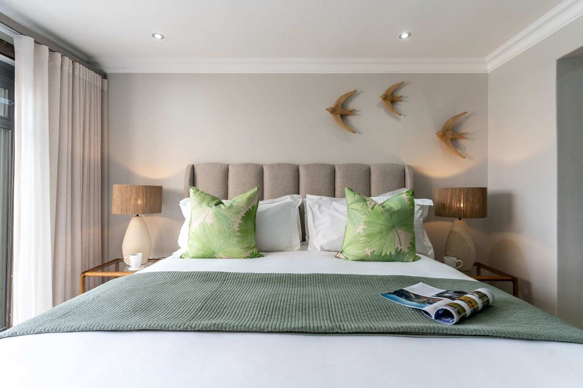 🌊 Nura Townhouse | Stylish 3 Bedroom Townhouse, Camps Bay, Cape Town