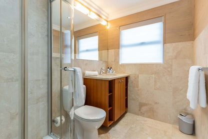 🌊 Nura Townhouse | Stylish 3 Bedroom Townhouse, Camps Bay, Cape Town