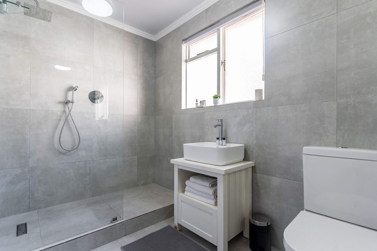 🌊 Bantry Bay Pearl | Charming 2 Bedroom Apartment, Bantry Bay, Cape Town