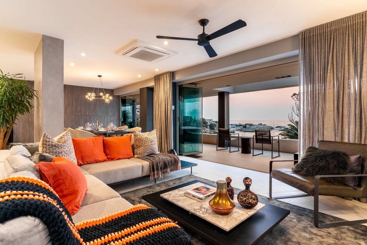 🌊 Amashe Luxe Apartment | Luxury 3-Bedroom Apartment, Bakoven, Camps Bay