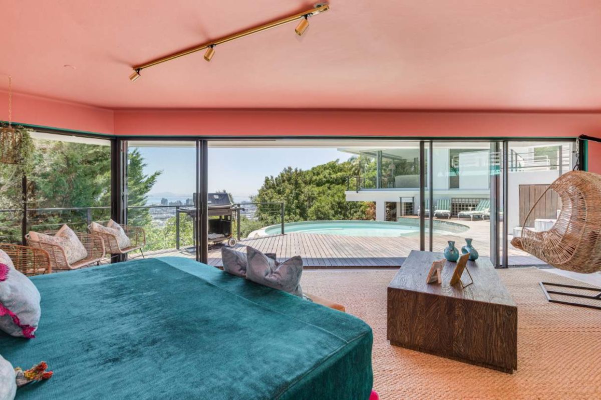 🌆 At Altitude Cape Town | Luxury 4 Bedroom Villa, Higgovale, Cape Town