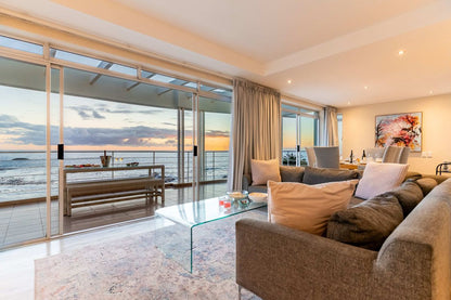 🌅 Sunset Azure Villa | Luxury 7 Bedroom Villa, Bakoven, Cape Town