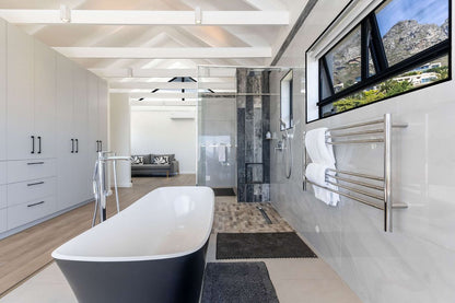 🌊 Crystal Bay Villa | Luxury 4 Bedroom Villa, Bakoven, Camps Bay, Cape Town