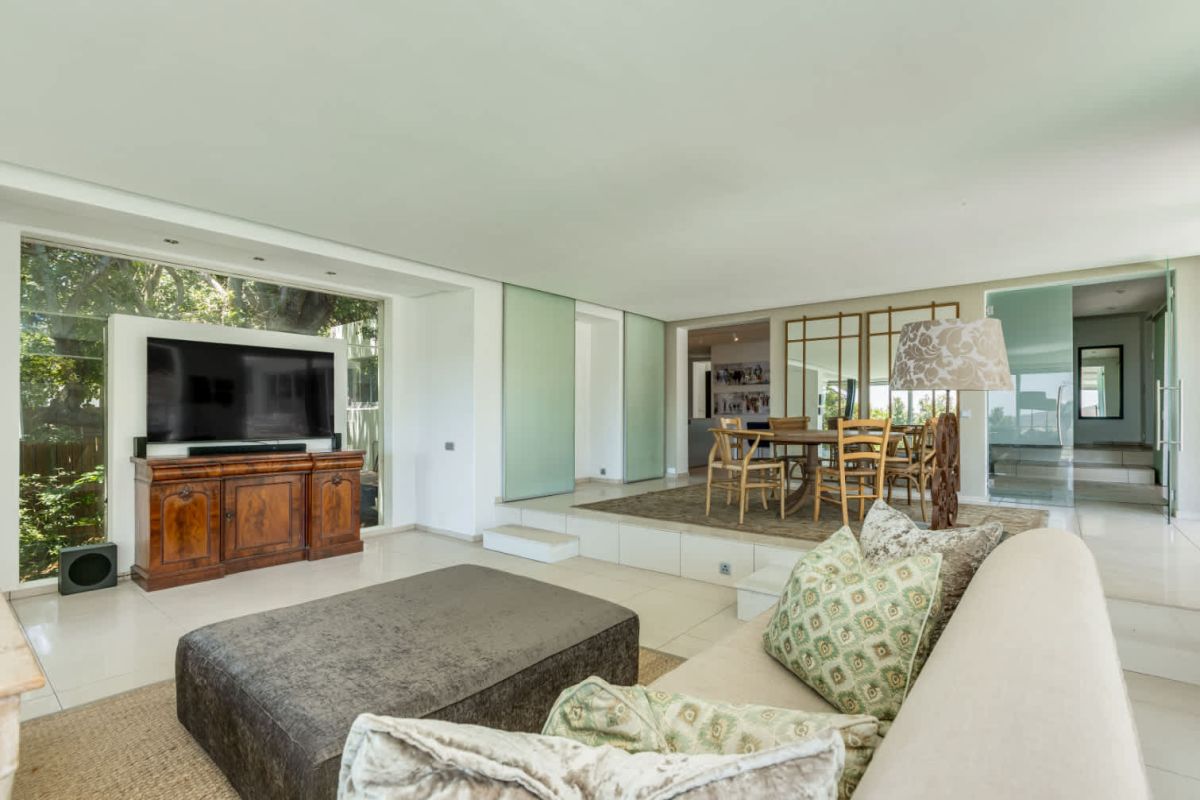 🌆 At Altitude Cape Town | Luxury 4 Bedroom Villa, Higgovale, Cape Town