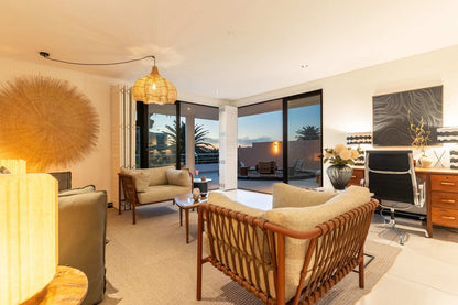 🌊 Cape House | Luxury 5 Bedroom Villa, Bakoven, Camps Bay, Cape Town