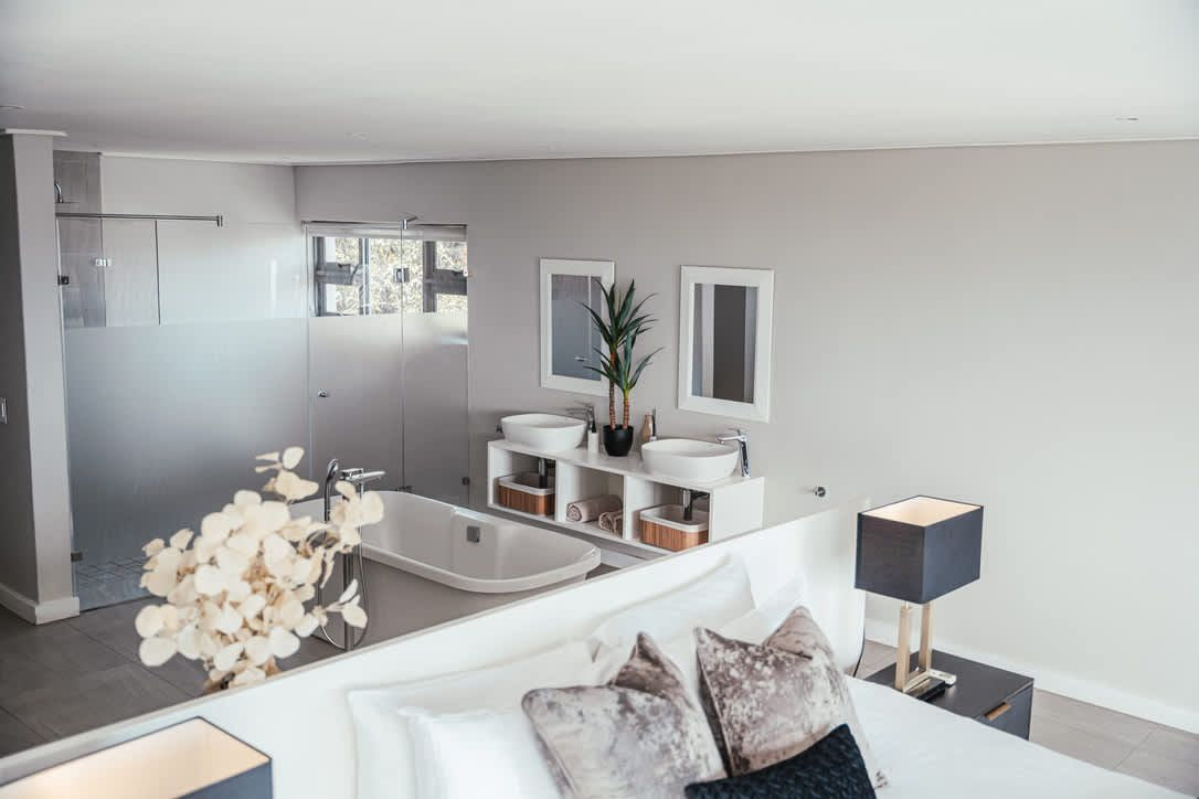 🌊 Ottawa Grand | Luxury 10 Bedroom Villa, Camps Bay, Cape Town