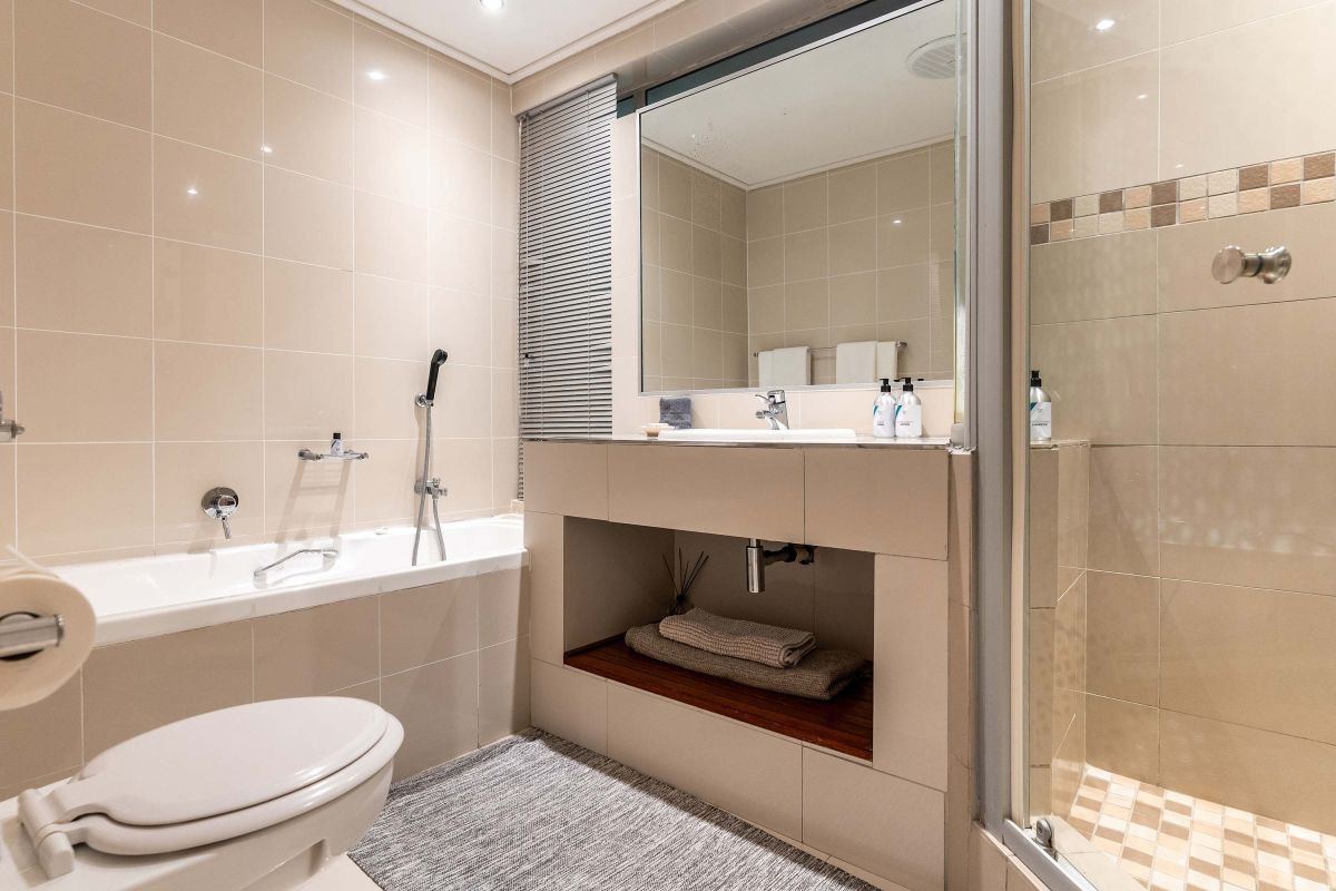 🌅 Sunset Azure Villa | Luxury 7 Bedroom Villa, Bakoven, Cape Town