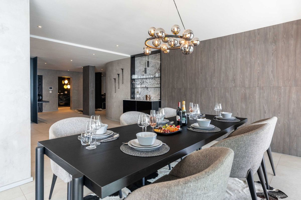 🌊 Amashe Luxe Apartment | Luxury 3-Bedroom Apartment, Bakoven, Camps Bay