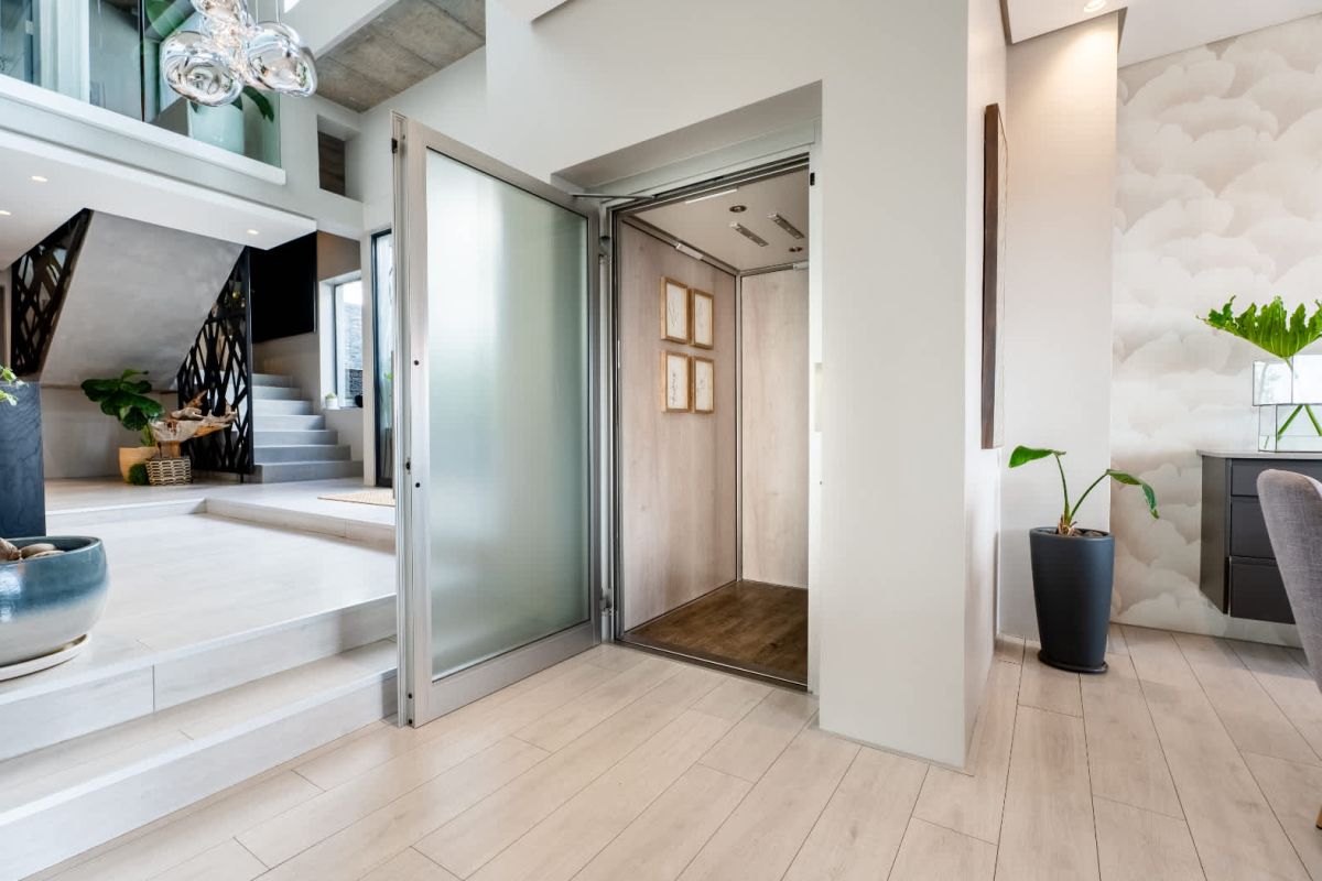 🌊 Oasis on Joubert | Luxury 4 Bedroom Villa, Green Point, Cape Town