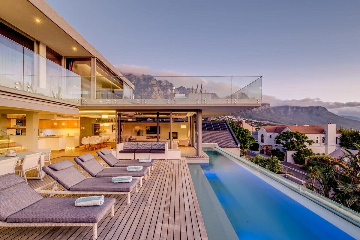 🌊 Cheviots | Ultra-Luxury 5-Bedroom Villa, Camps Bay