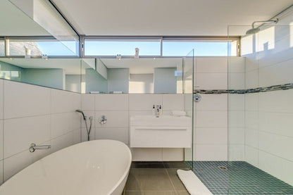 🌊 Cheviots | Ultra-Luxury 5-Bedroom Villa, Camps Bay