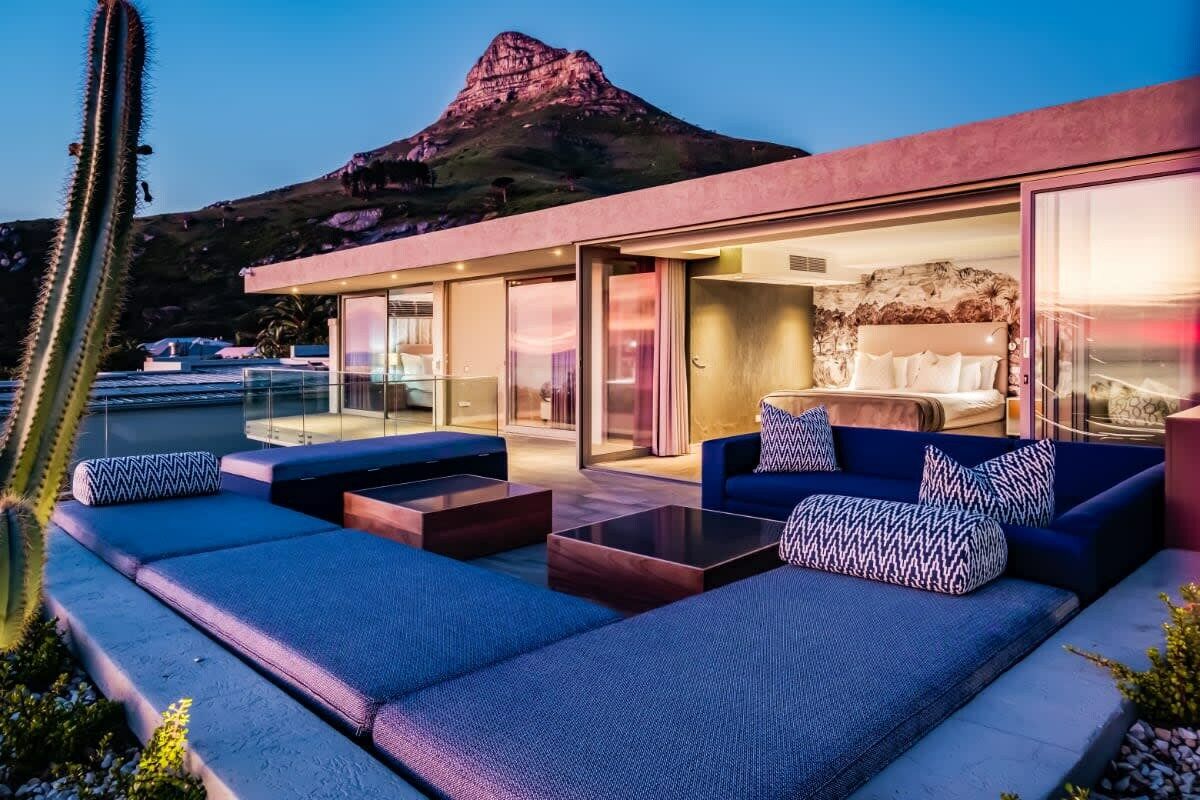 🌊 Cheviots | Ultra-Luxury 5-Bedroom Villa, Camps Bay