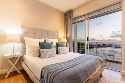 🌅 Sunset Azure Villa | Luxury 7 Bedroom Villa, Bakoven, Cape Town