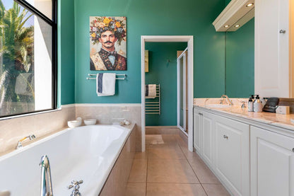 🌊 Villa Iparadesi | Luxury 5 Bedroom Villa, Camps Bay, Cape Town