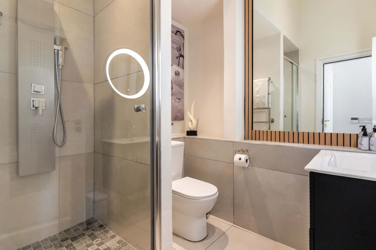 🌊 Villa Iparadesi | Luxury 5 Bedroom Villa, Camps Bay, Cape Town