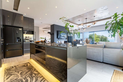 🌊 Oasis on Joubert | Luxury 4 Bedroom Villa, Green Point, Cape Town