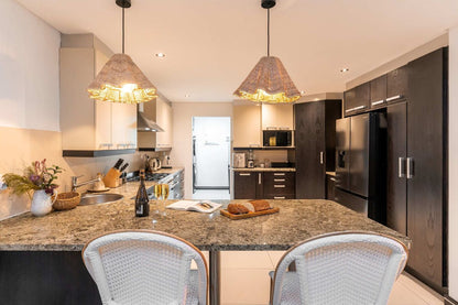 🌊 Cape House | Luxury 5 Bedroom Villa, Bakoven, Camps Bay, Cape Town