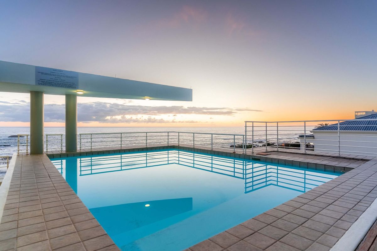 🌅 Sunset Azure Villa | Luxury 7 Bedroom Villa, Bakoven, Cape Town