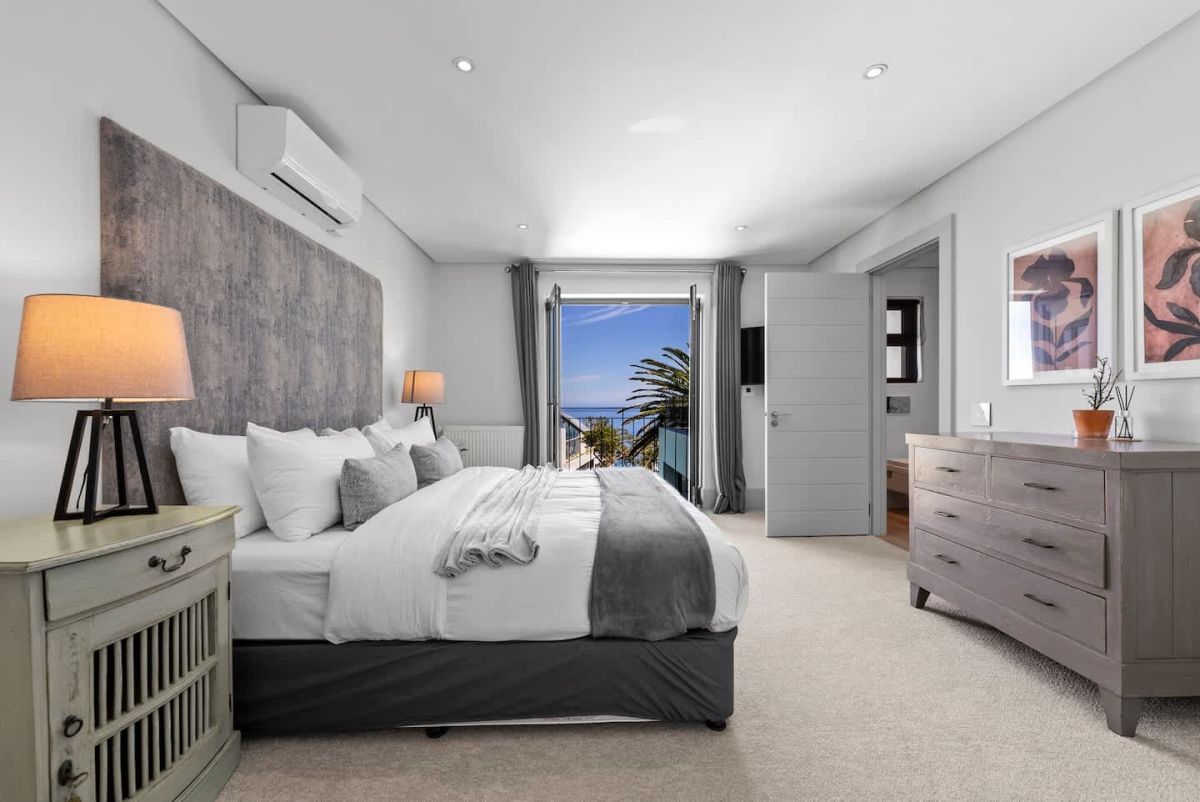 🌊 Cape Emirates | Luxury 5 Bedroom Villa, Camps Bay, Cape Town