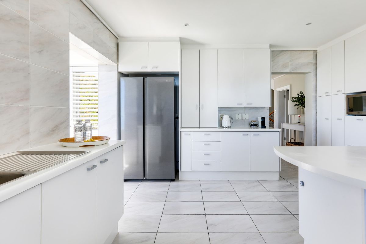 🌊 Callisto Camps Bay | Luxury 5 Bedroom Villa, Camps Bay, Cape Town