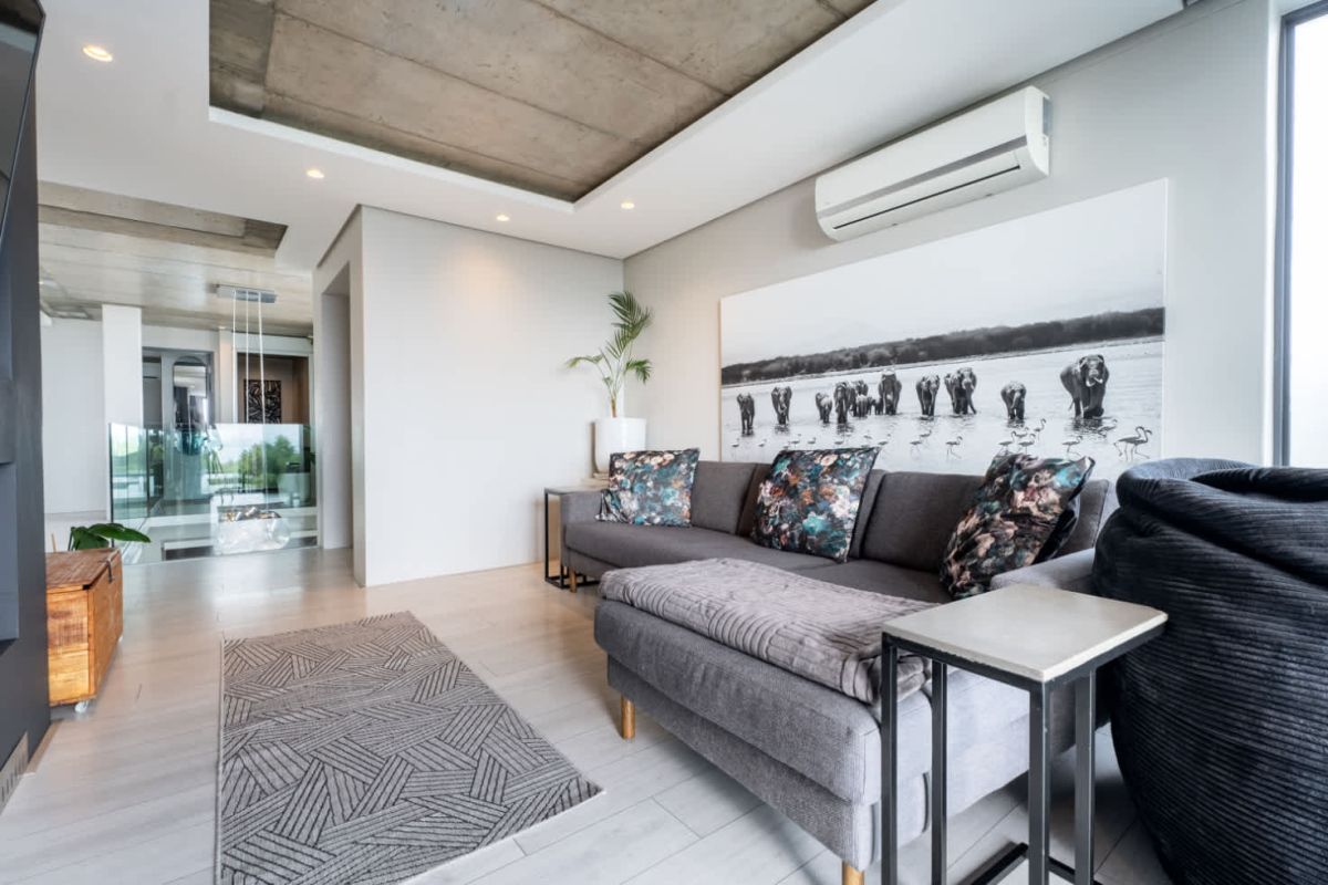 🌊 Oasis on Joubert | Luxury 4 Bedroom Villa, Green Point, Cape Town