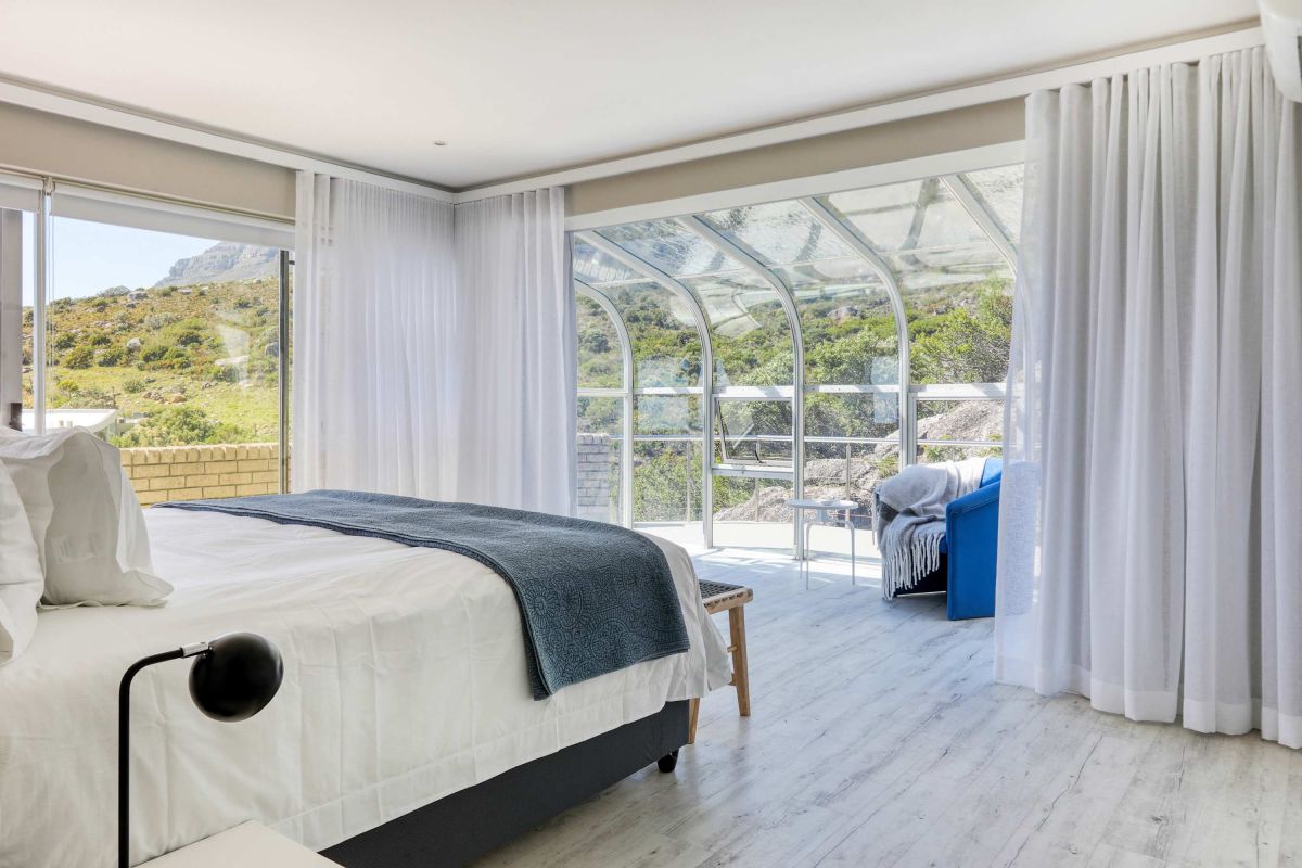🌊 Callisto Camps Bay | Luxury 5 Bedroom Villa, Camps Bay, Cape Town