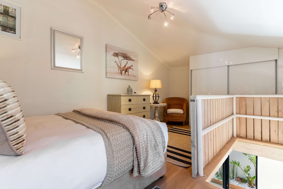 🌊 Villa Iparadesi | Luxury 5 Bedroom Villa, Camps Bay, Cape Town