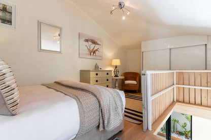 🌊 Villa Iparadesi | Luxury 5 Bedroom Villa, Camps Bay, Cape Town