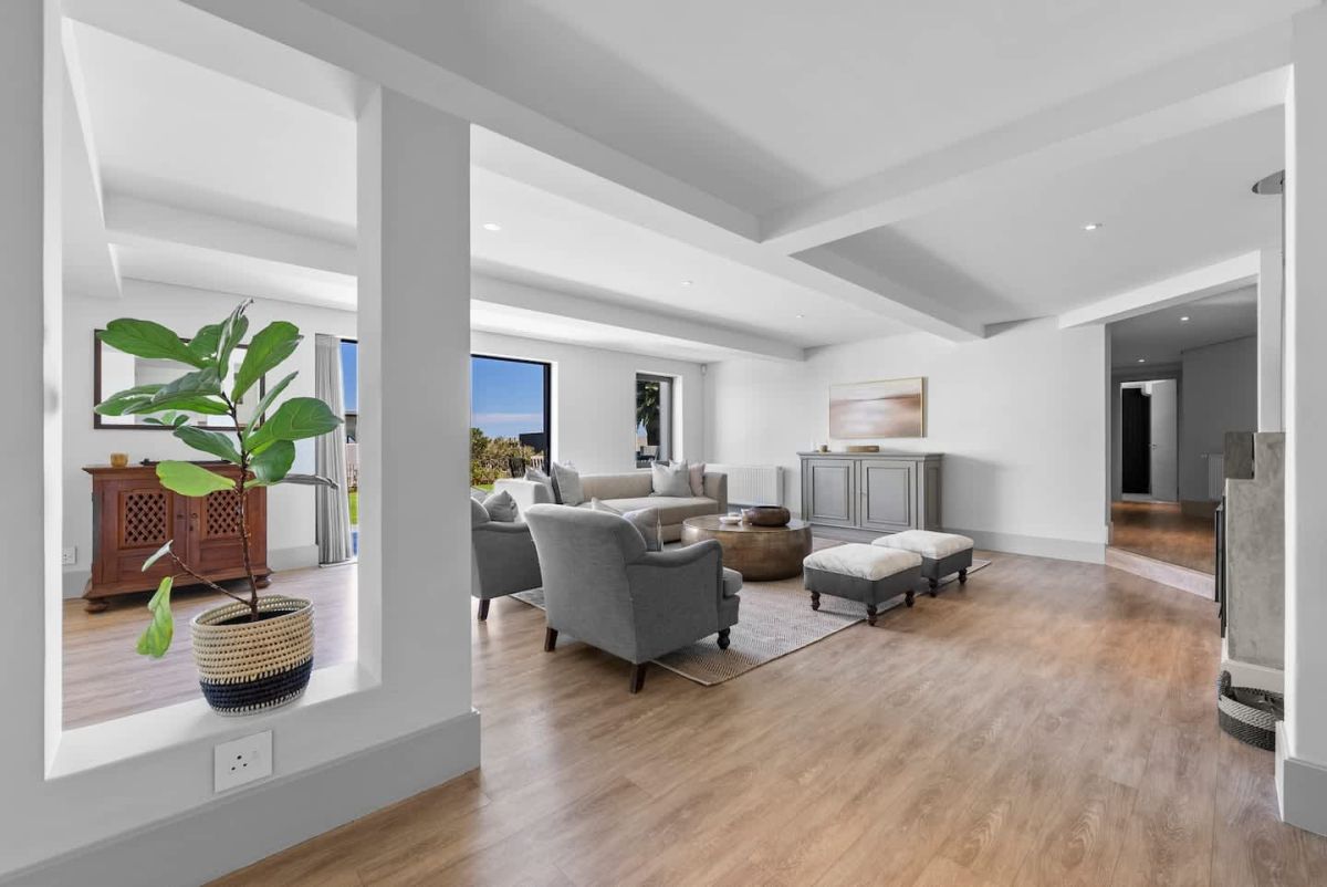 🌊 Cape Emirates | Luxury 5 Bedroom Villa, Camps Bay, Cape Town