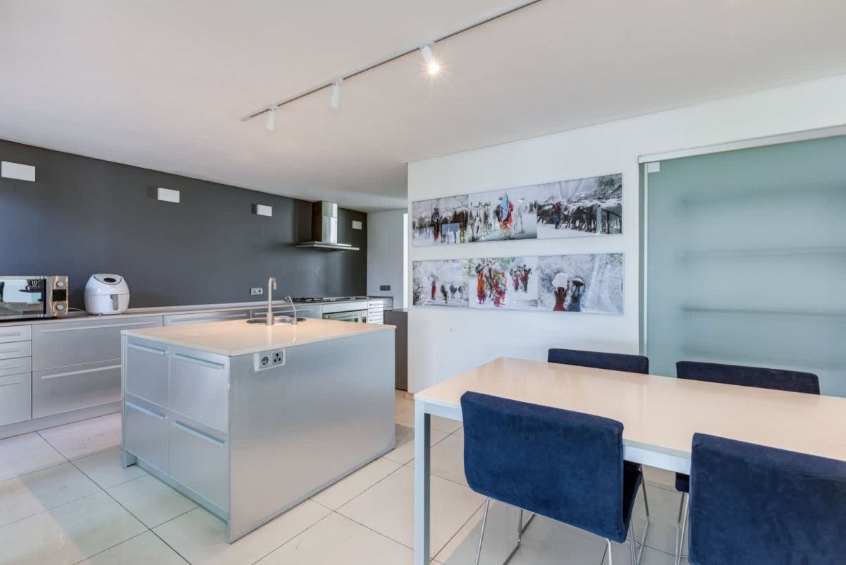 🌆 At Altitude Cape Town | Luxury 4 Bedroom Villa, Higgovale, Cape Town