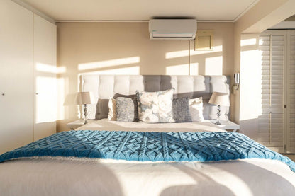🌊 Sunset Azure Studio | Luxury Oceanfront Studio, Camps Bay