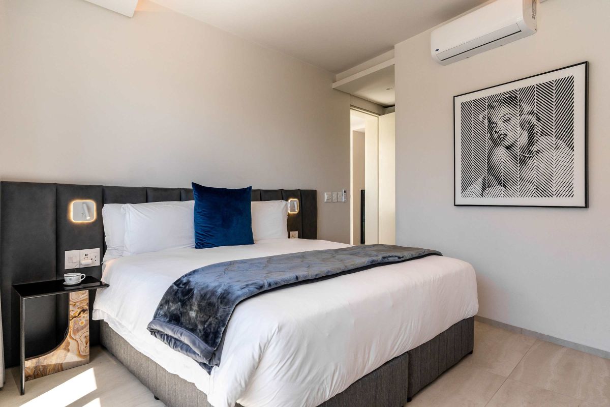 🌊 The Glasshouse | Luxury 3 Bedroom Townhouse, Camps Bay, Cape Town