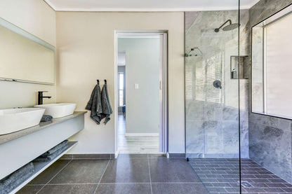 🌊 Callisto Camps Bay | Luxury 5 Bedroom Villa, Camps Bay, Cape Town