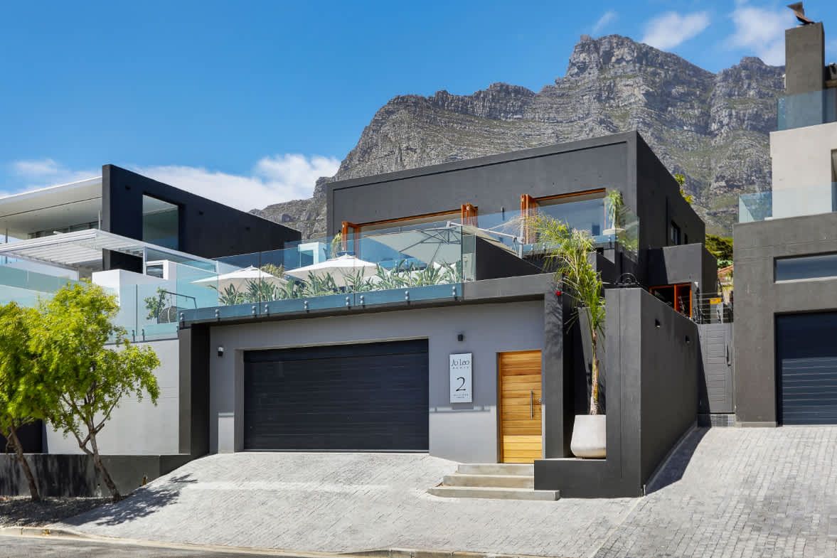 🌊 Jo Leo Villa | Luxury 5 Bedroom Villa, Camps Bay, Cape Town