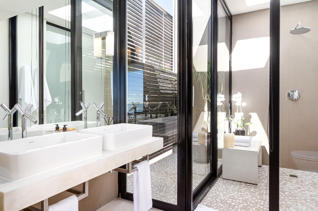 🌊 Sense of Peace | 5-Star Luxury 6 Bedroom Villa, Camps Bay, Cape Town
