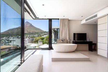 🌊 Sense of Peace | 5-Star Luxury 6 Bedroom Villa, Camps Bay, Cape Town