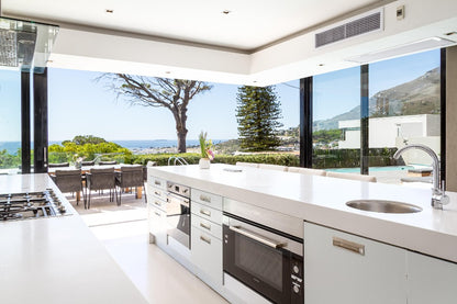 🌊 Sense of Peace | 5-Star Luxury 6 Bedroom Villa, Camps Bay, Cape Town