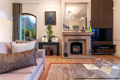 🌊 Villa Iparadesi | Luxury 5 Bedroom Villa, Camps Bay, Cape Town