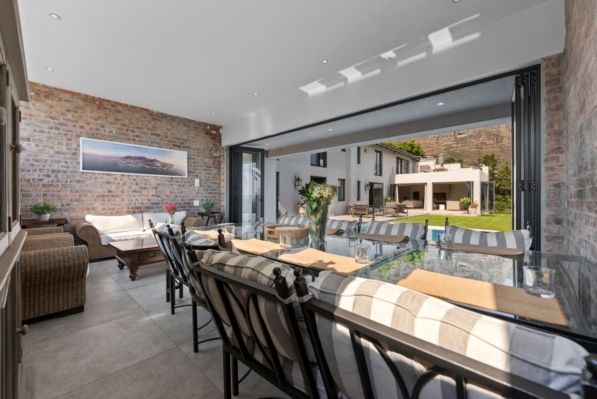 🌊 Cape Emirates | Luxury 5 Bedroom Villa, Camps Bay, Cape Town