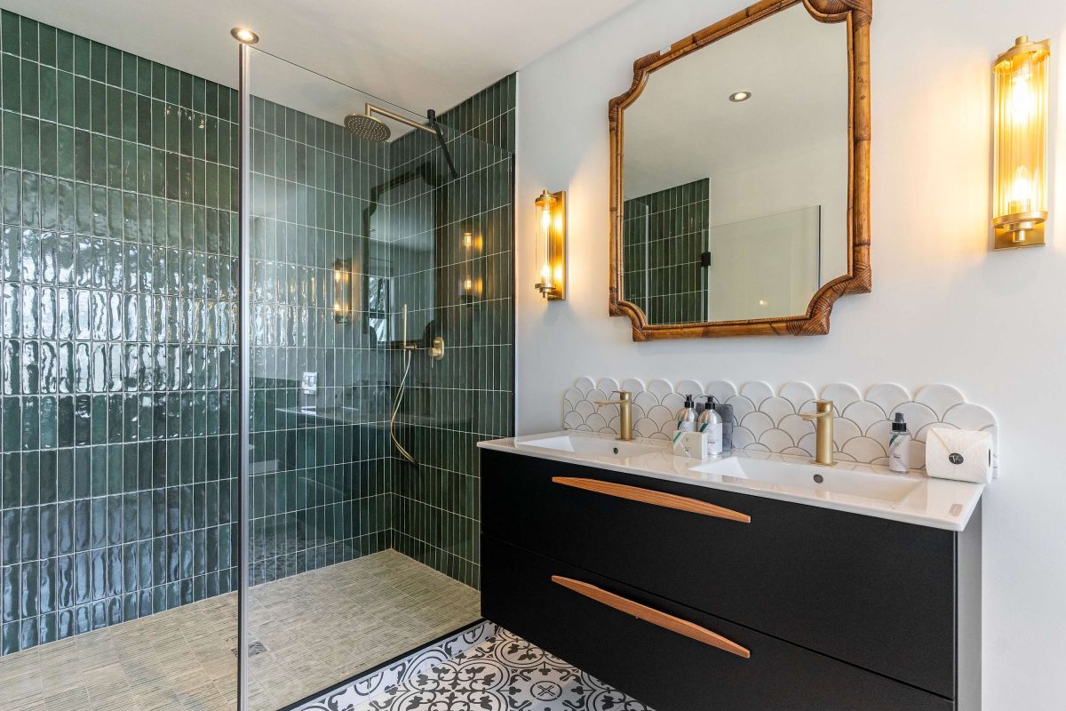 🌊 Cape House | Luxury 5 Bedroom Villa, Bakoven, Camps Bay, Cape Town