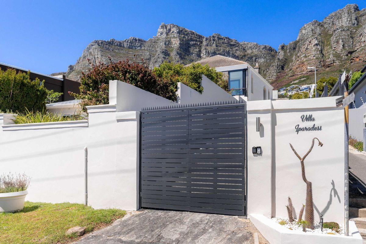 🌊 Villa Iparadesi | Luxury 5 Bedroom Villa, Camps Bay, Cape Town