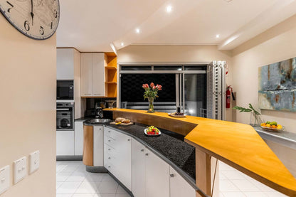 🌅 Sunset Azure Villa | Luxury 7 Bedroom Villa, Bakoven, Cape Town